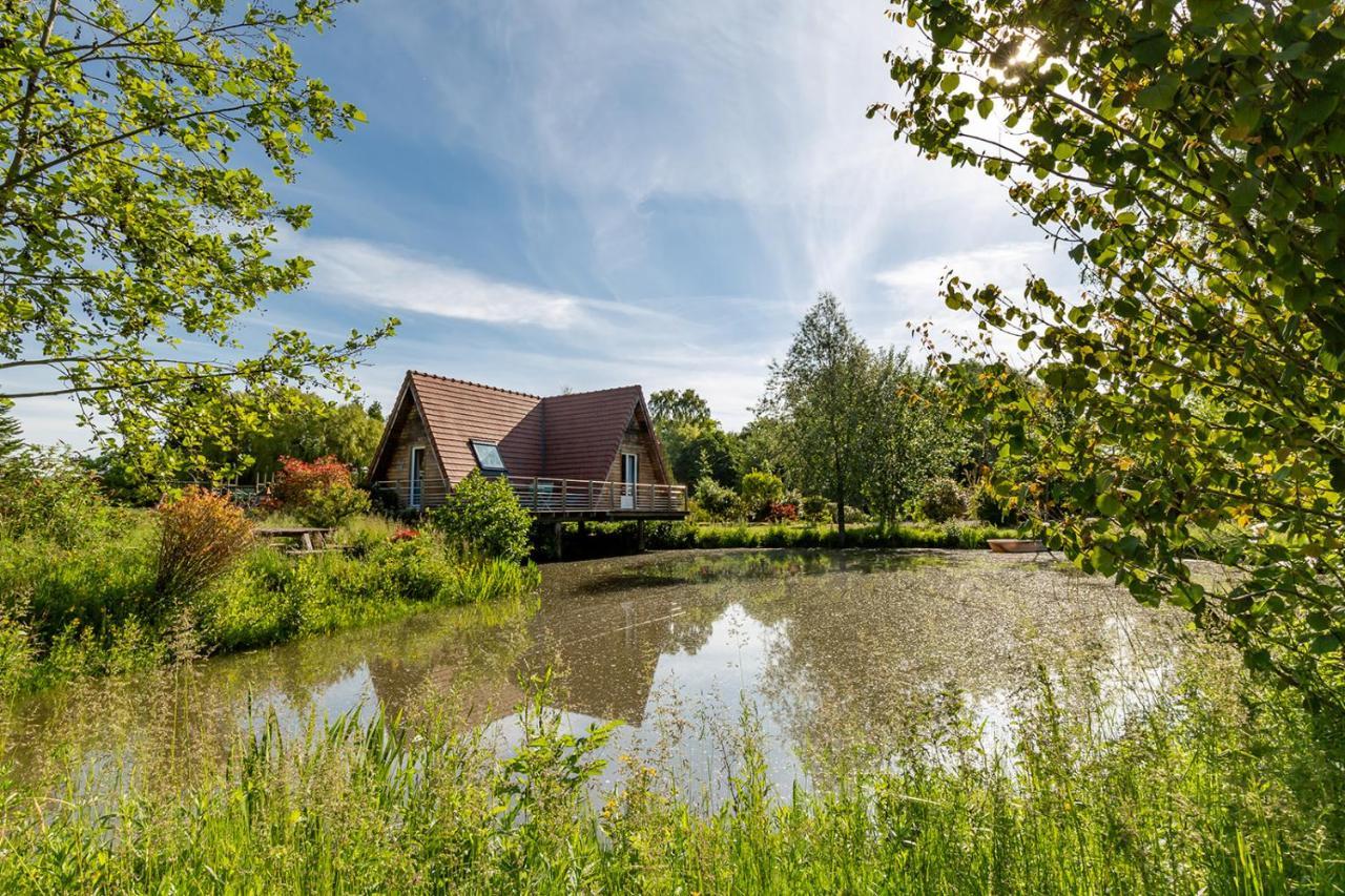 Les Lodges De Malbrough Aire-sur-la-Lys Esterno foto
